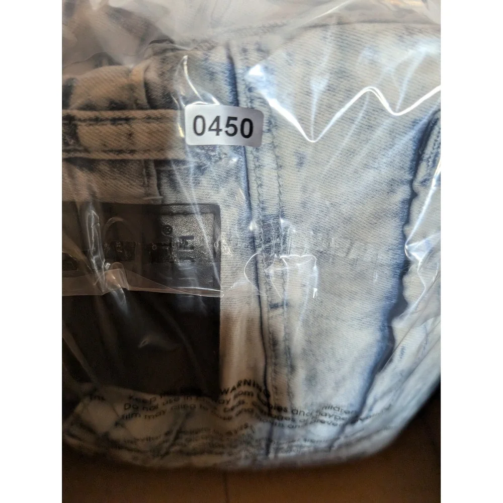 RUE 21 PREMIUM Mens Acid‎ Wash Distressed Skinny Jeans Size 30x32